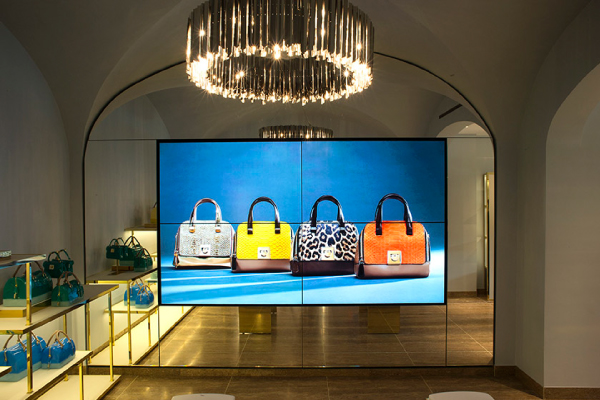 //www.ms-pos.biz/wp-content/uploads/2020/11/Cegid-Referenz-Furla.jpg